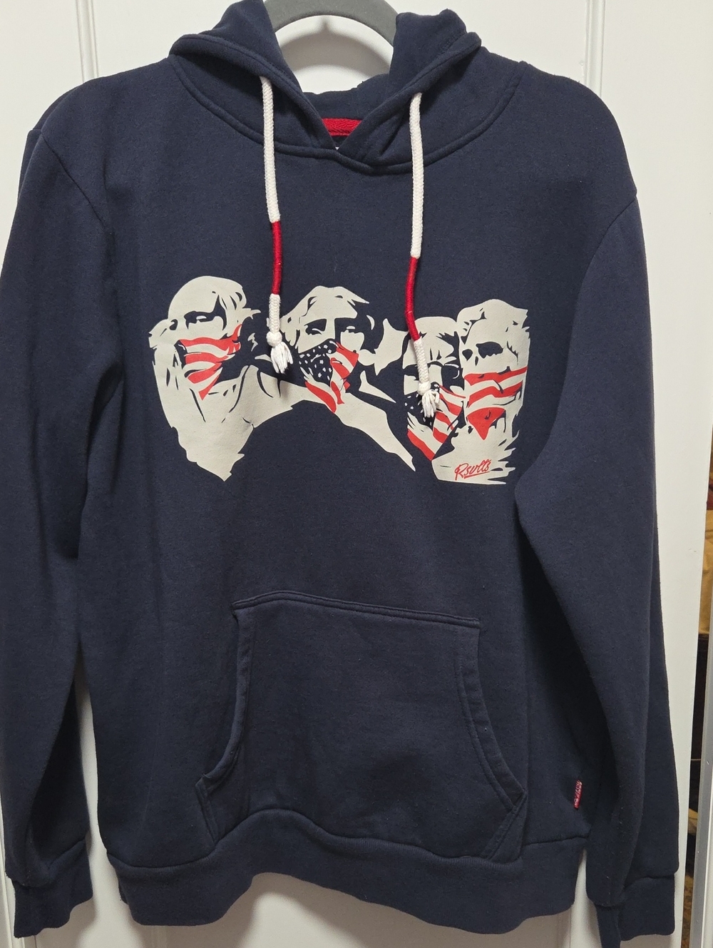 RSVLTS Dare Mighty Things Hoodie Graphic Navy & Red Large Like New